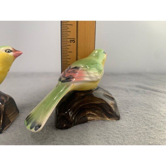 Vintage Japan Ceramic Bird Salt & Pepper Shakers 1950s - Picture 5 of 9